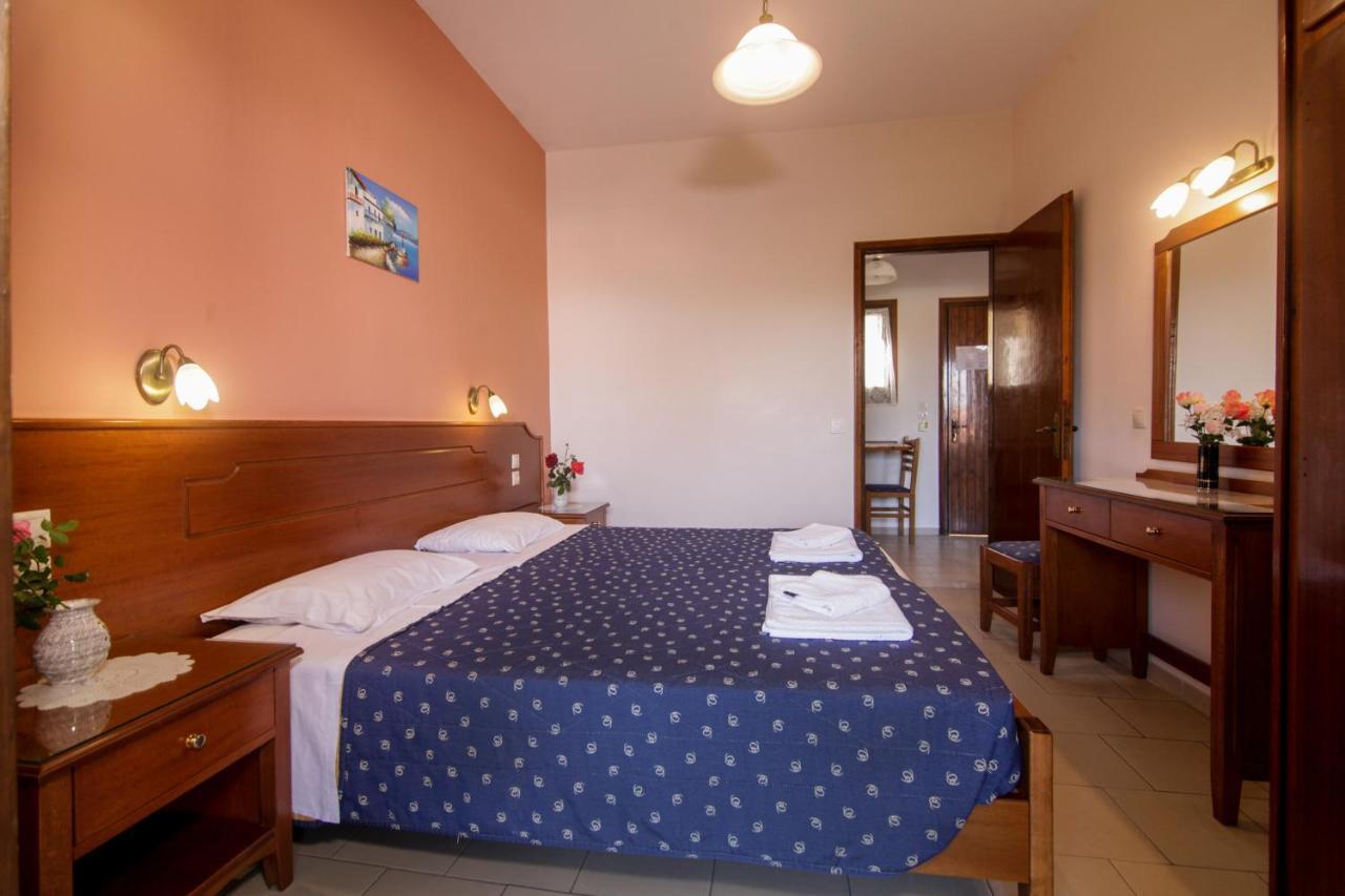 Fiona Apartments Róda Eksteriør bilde
