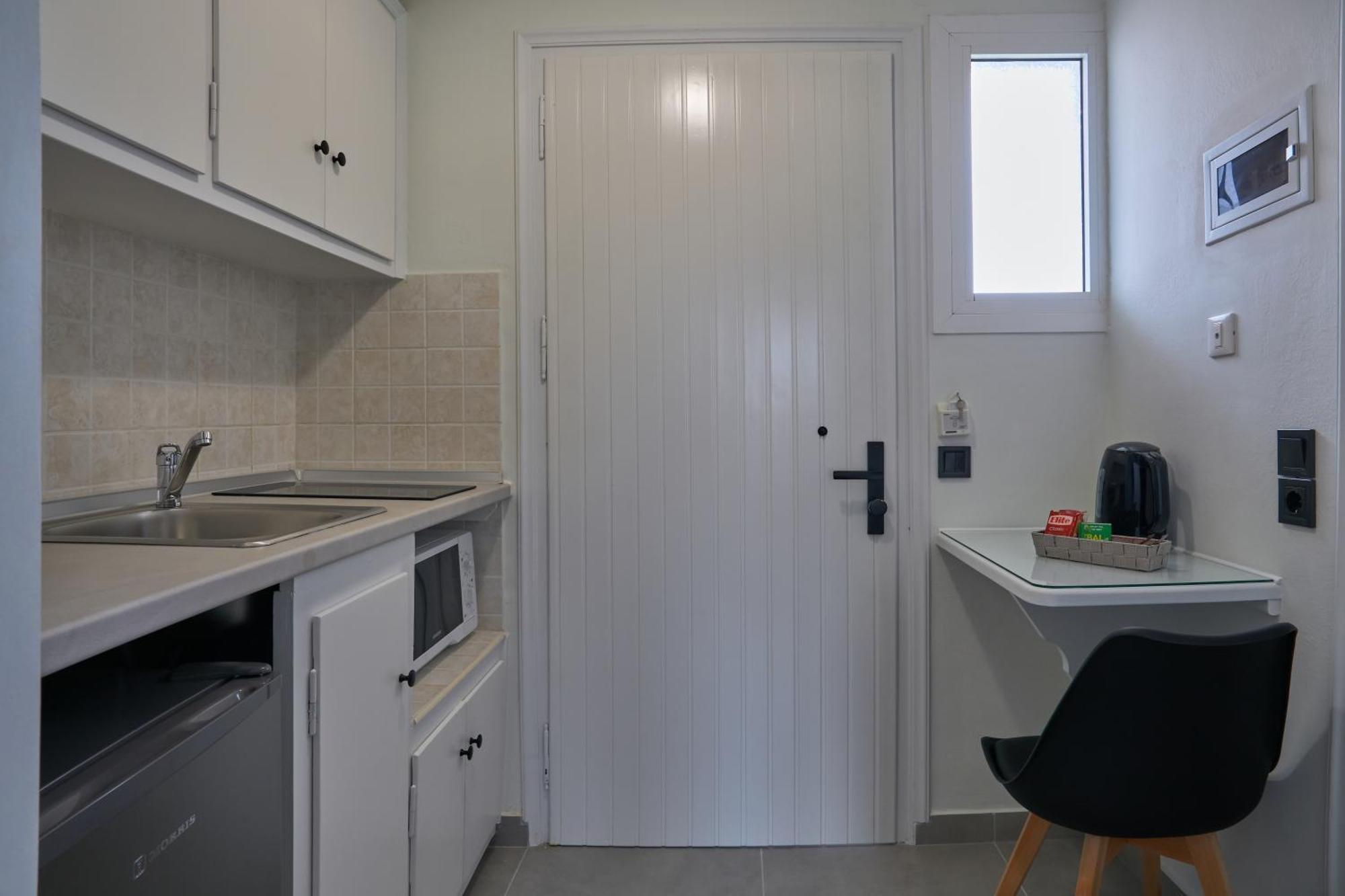 Fiona Apartments Róda Eksteriør bilde